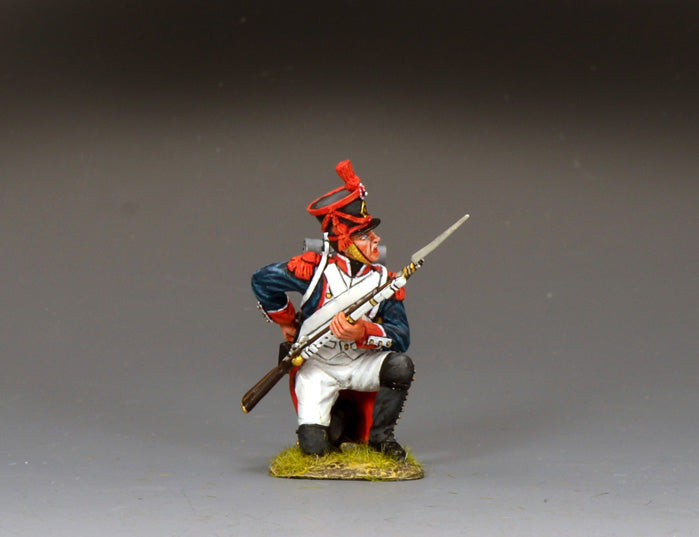 King & Country F.L.I. Kneeling Reaching For A Cartridge, French Light Infantry kneeling with Charleville musket, reaching back to giberne for next round, red plume shako, blue coat with red epaulettes, 1/30 60mm matte figure, NA534