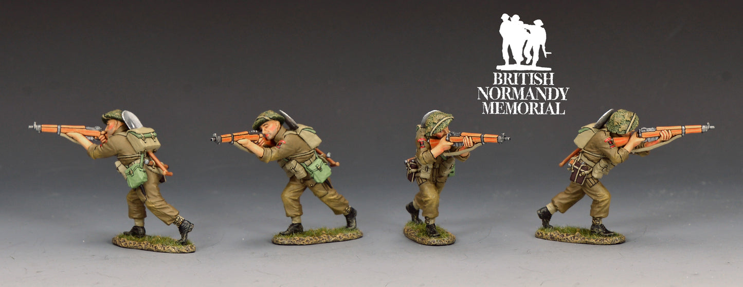 King & Country Gold Beach Running, Firing Rifleman, Green Howards infantryman firing No. 4 Mk. 1 Lee-Enfield on the move, MkII helmet with scrim, D-Day Normandy 1944, 1/30 60mm matte figure, DD414 military miniature