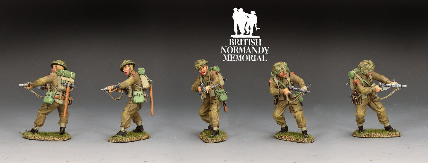 King & Country military miniature CSM Stan Hollis VC of the Green Howards, British D-Day soldier in MkII helmet with foliage scrim, mid-action 1/30 60mm matte figure, DD418