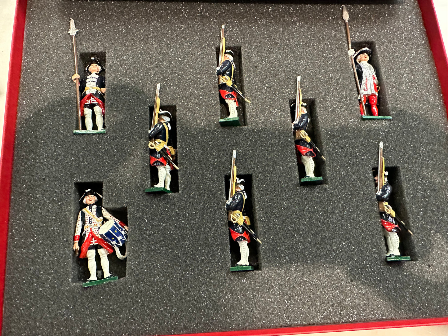 Packaging and box for Collectible toy soldier miniature army men The Garde Francaise (Seven Years War). Red box.