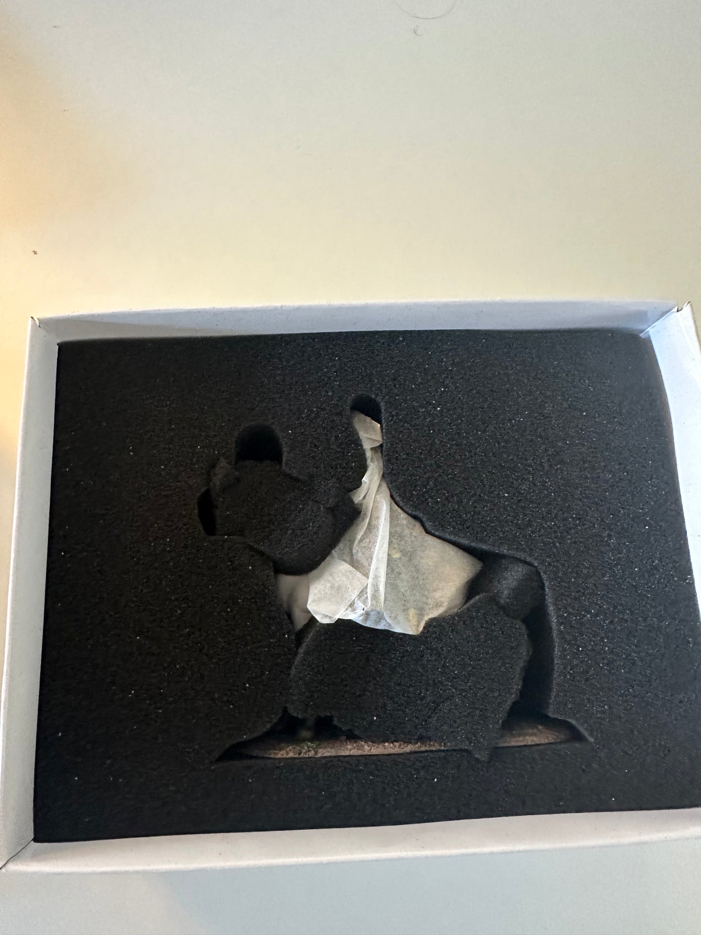 Packaging for Collectible toy soldier miniature army men General Robert E. Lee figurine. Lee is on horseback.