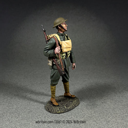 Collectible toy soldier miniature army men U.S. Marine Rifle Man figurine.