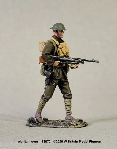 W. Britain U.S. Marine with Chauchat, Belleau Wood 1918 — 1/30 scale matte-painted WWI figure in Brodie helmet, green wool tunic, and puttees. Catalog 13071.
