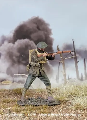 W. Britain U.S. Marine in standing firing pose at Belleau Wood, 1918 — 1/30 scale matte-painted WWI figure with rifle shouldered, in Brodie helmet and green wool service uniform. Catalog 13075.