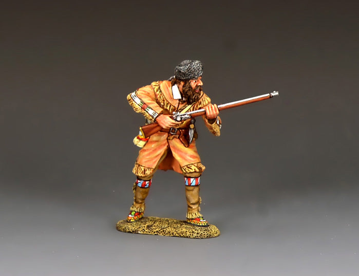 King & Country Backwoods Rifleman, bearded frontiersman in fringed buckskin and fur cap aiming a long rifle, beaded leggings, Alamo 1836, RTA152
