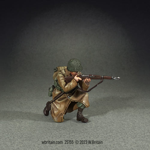 Collectible toy soldier miniature U.S. Infantryman Kneeling Firing in Greatcoat.