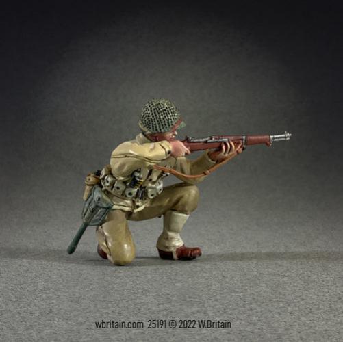 Collectible toy soldier army man U.S. Infantryman Kneeling Firing M1 Garand.