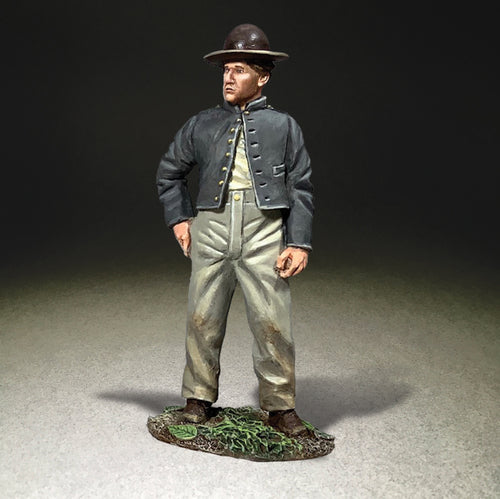 Toy soldier miniature army men Confederate Standing in Camp or Artillery Crewman.