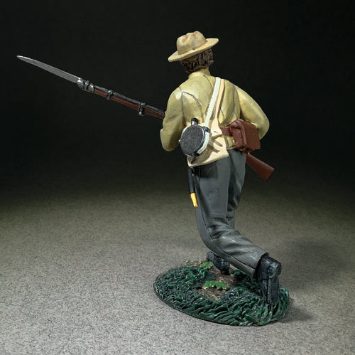 Toy soldier miniature army men Confederate Soldier Advancing.