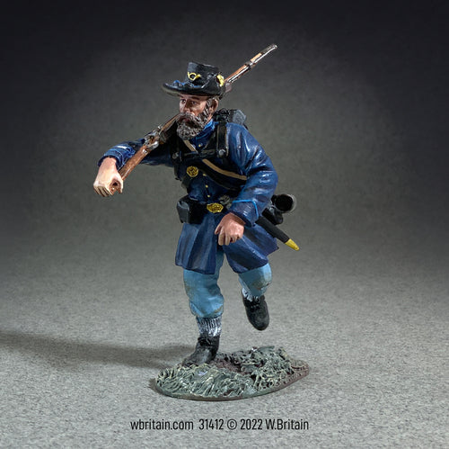 Toy Soldier miniature Union Iron Brigade Advancing at Right Shoulder No.3