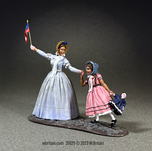 Collectible civilian miniature "Mrs. Egen and Daughter" At the Parade.