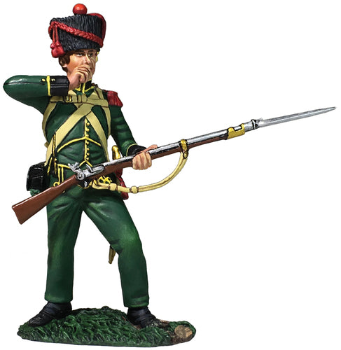 Collectible toy soldier army men Nassau Grenadier Standing tearing Cartridge 1815