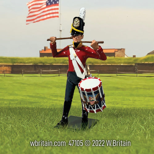 Collectible toy soldier army men U.S. War of 1812 Artillery Drummer. On the band grounds.