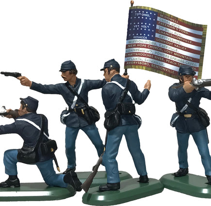 Collectible toy soldier army men Union Infantry Set No.1. Up close.
