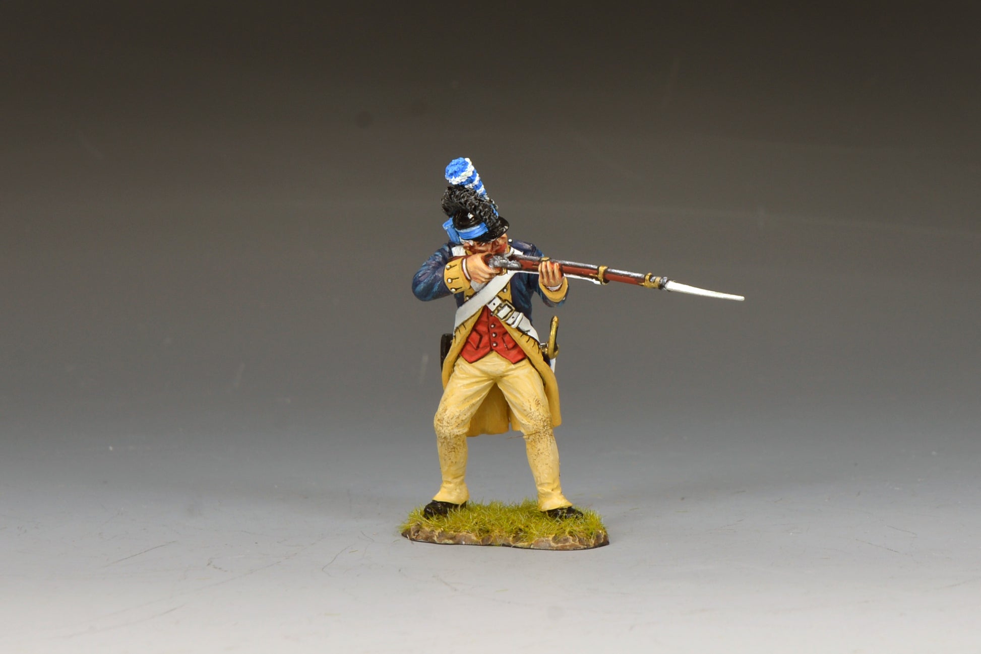 Washington’s Guard Company standing and firing musket, 1/30 scale matte-finish toy soldier AR076.