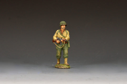 King & Country DD398 figure of a U.S. Army sergeant of the 2nd Infantry Division advancing with a .45 Thompson submachine gun, net-covered helmet and Indian Head shoulder patch.