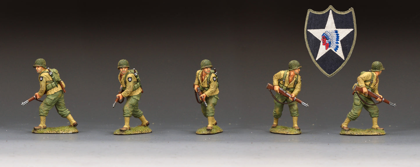 DD404 hand-painted miniature military figurines of soldiers in olive green uniforms with rifles, arranged in a row against a dark gray gradient background. A black shield emblem with a white star and red/blue details is shown in the upper right corner.
