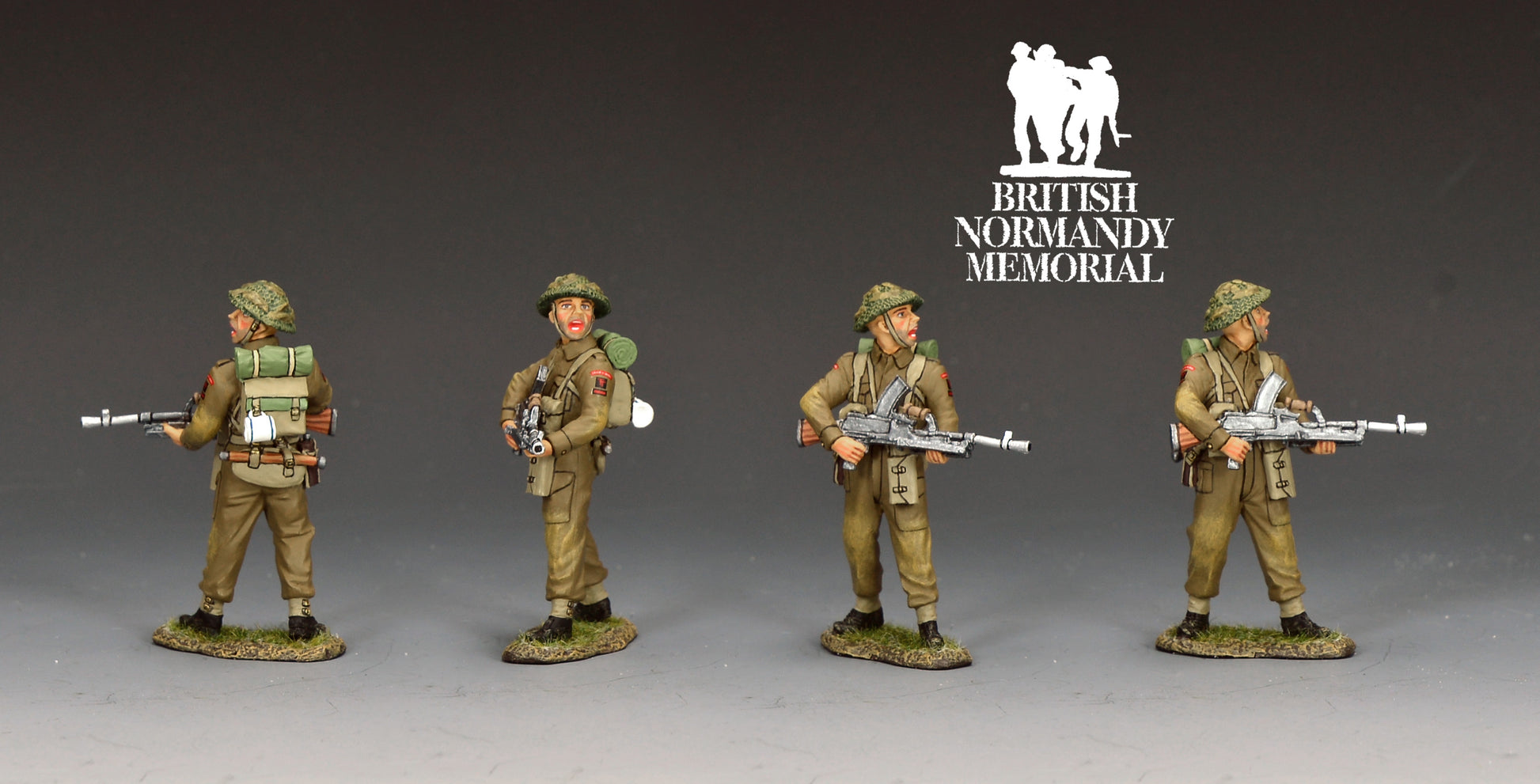 Toy Soldier King & Country Gold Beach Bren Gunner, Green Howards infantryman firing Bren light machine gun from the hip, MkII helmet with scrim, D-Day Normandy 1944, 1/30 60mm matte figure, DD410