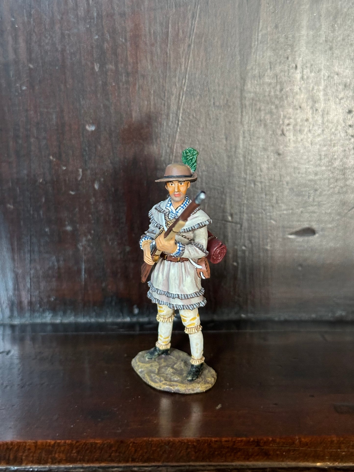 Collectible toy soldier miniature army men Backwoodsman Standing Ready. Displayed.