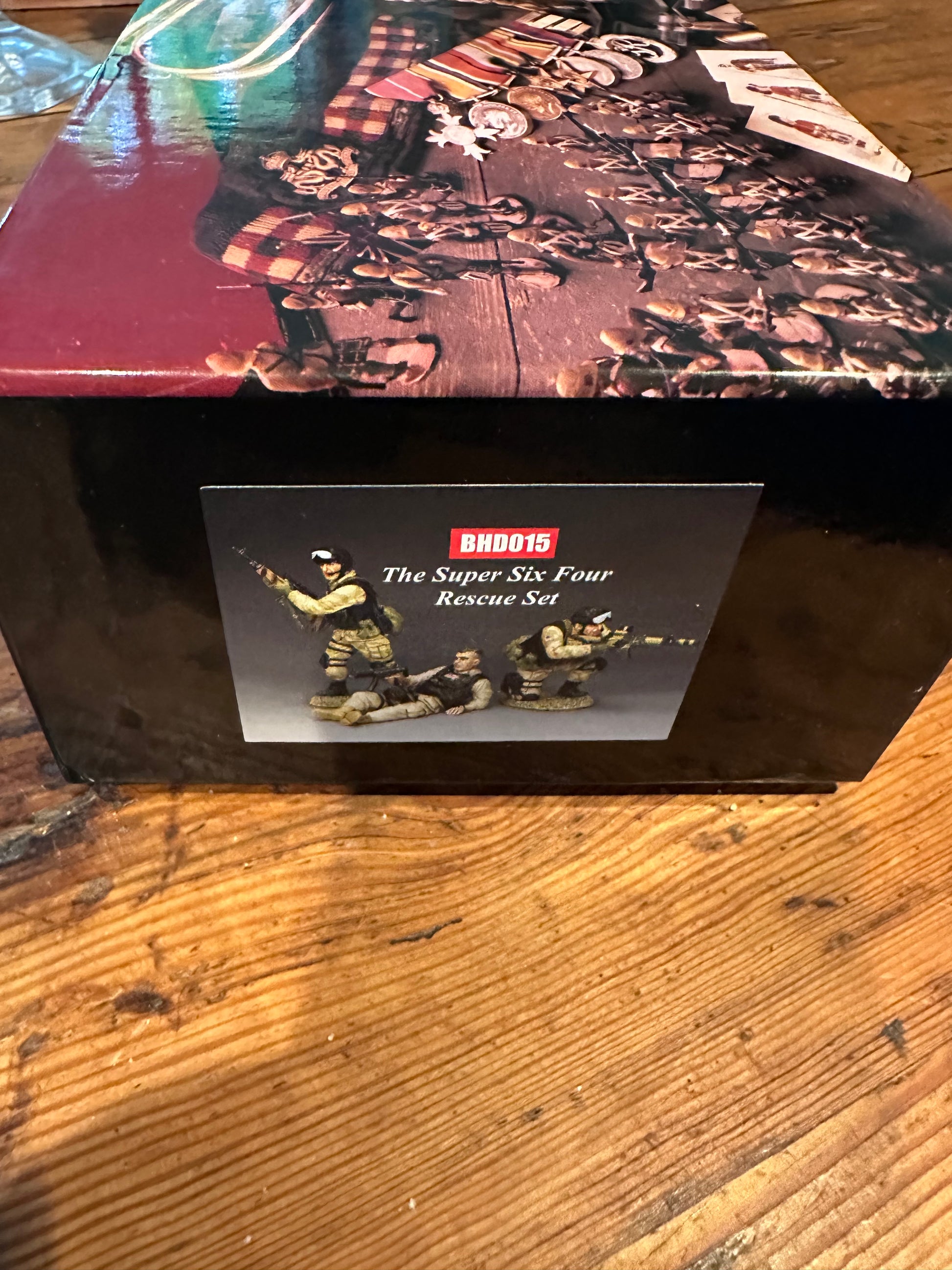 Packaging for toy soldier set Super six four rescue collectors box.