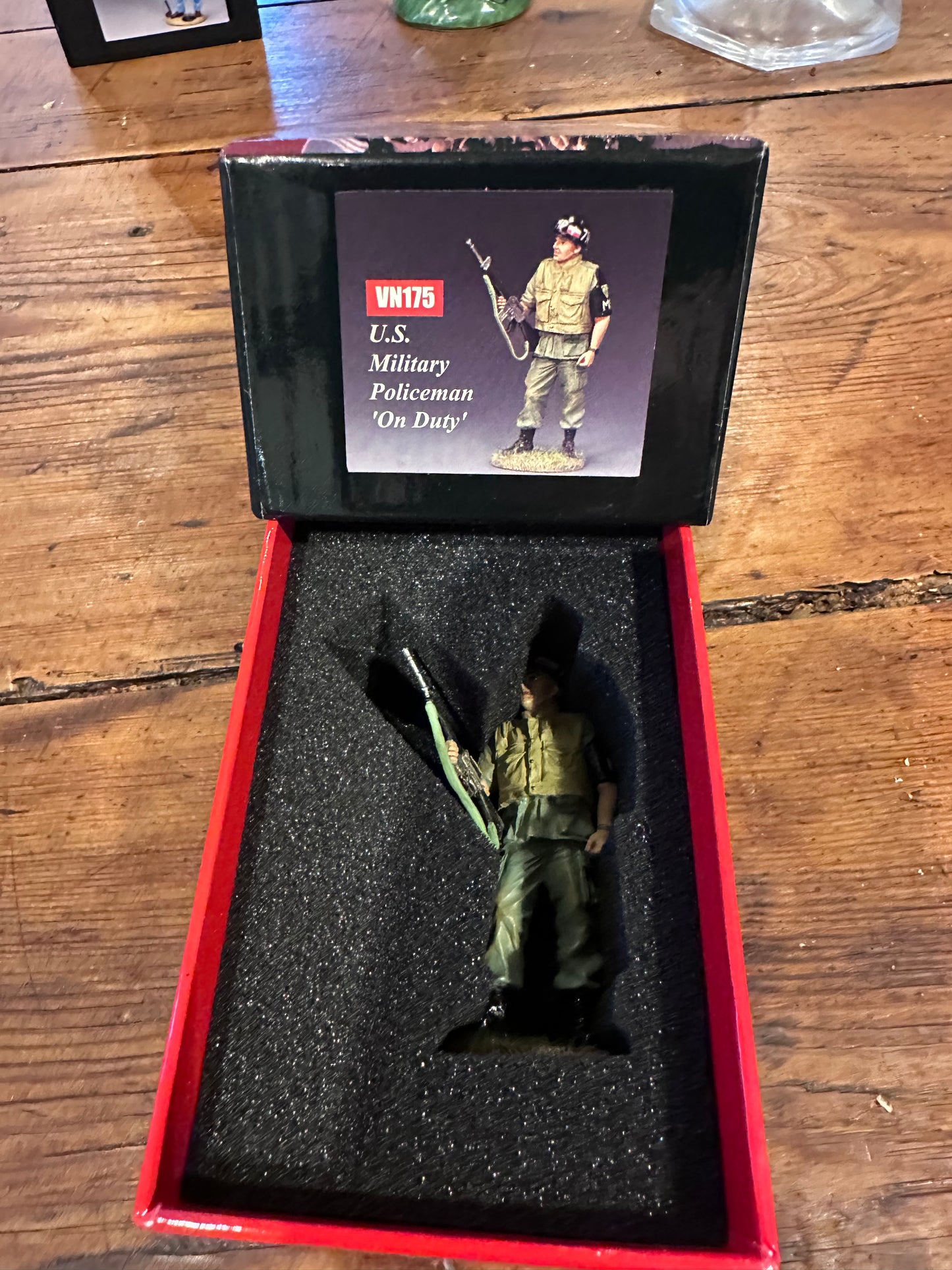 U.S.M.P. On Duty presented in a classic red collectors box.