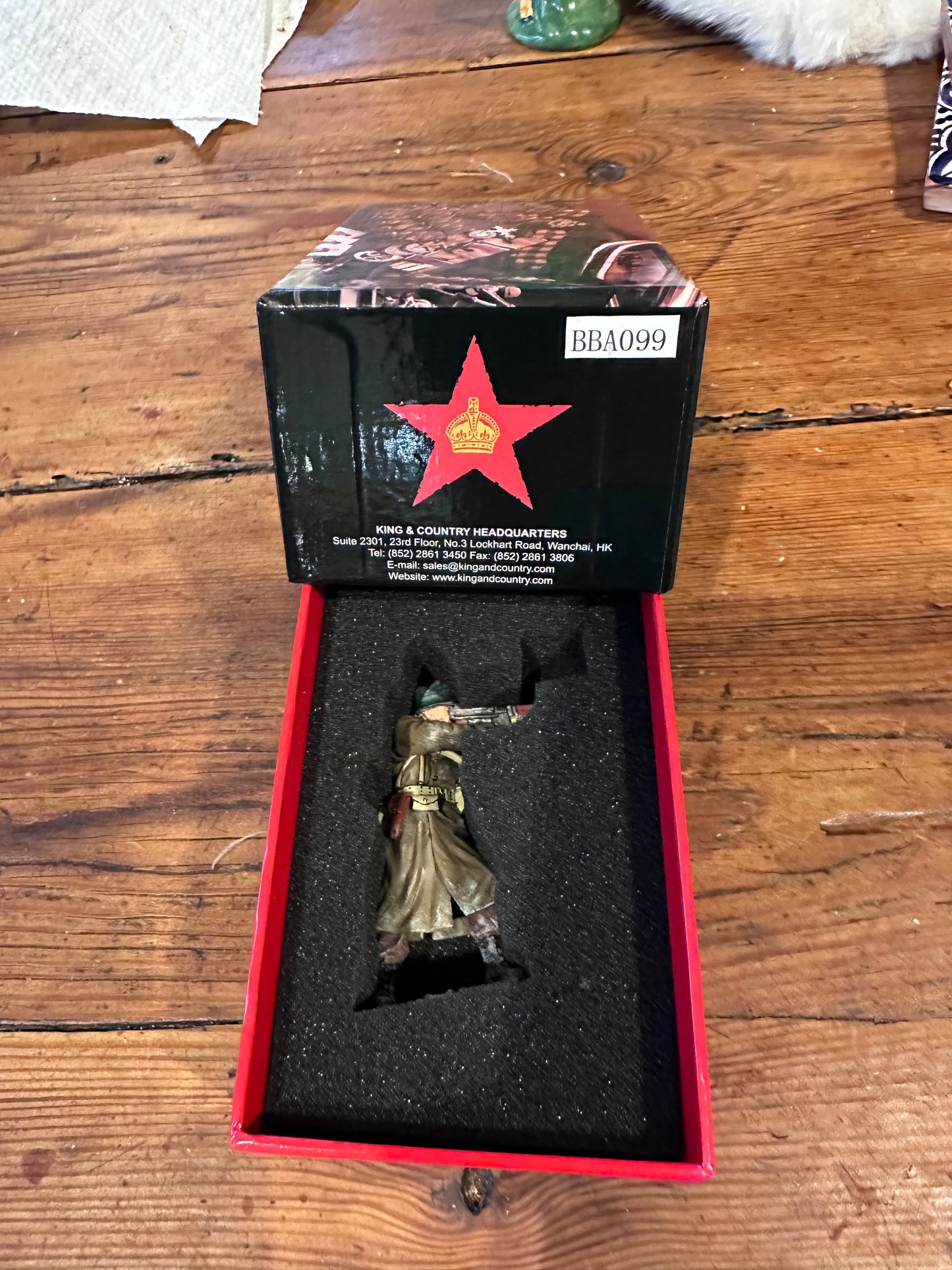 Tommy-Gunner package in a classic red collectors box.