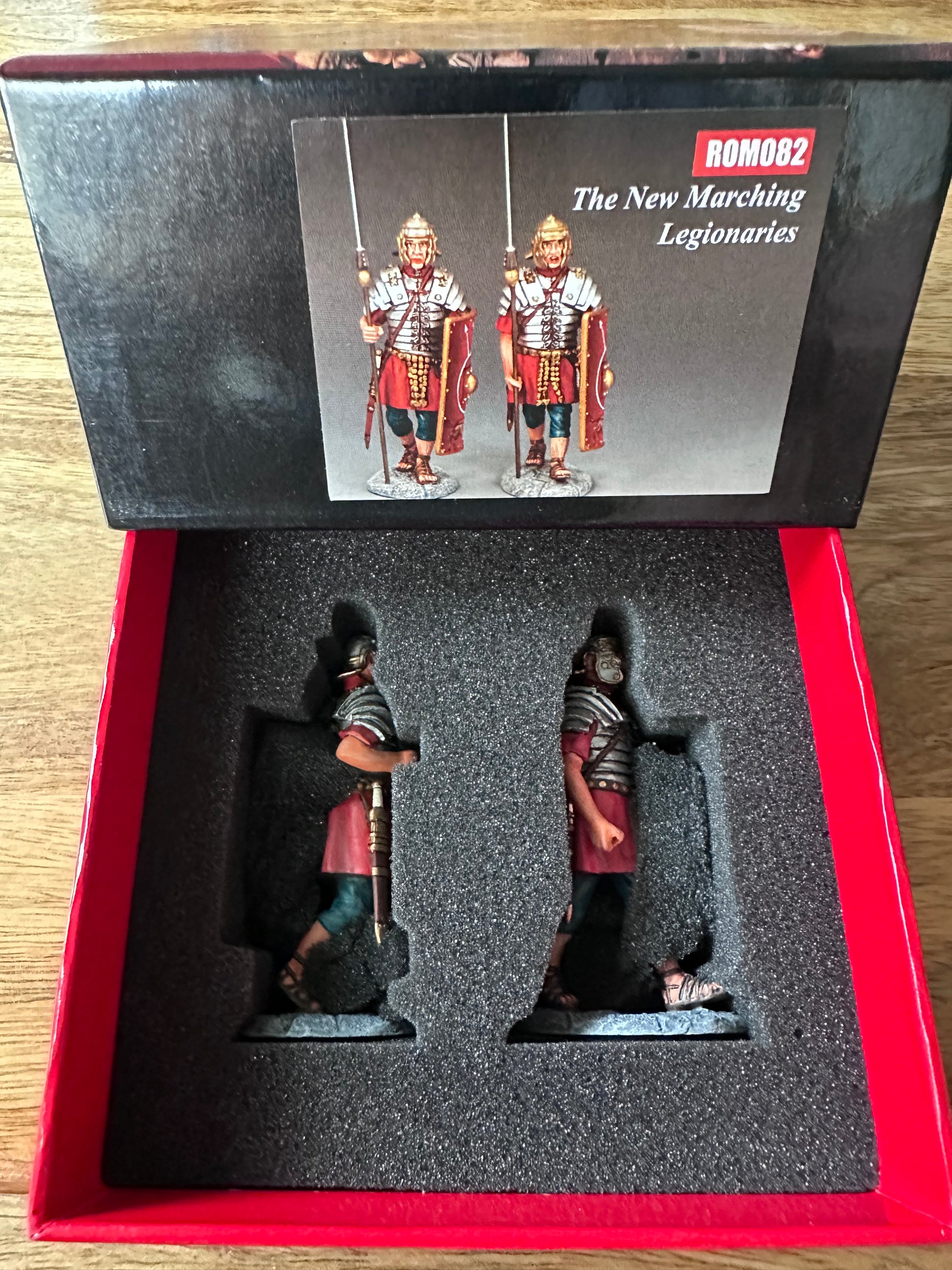 The New Roman Legions presented in a classic red collectors box