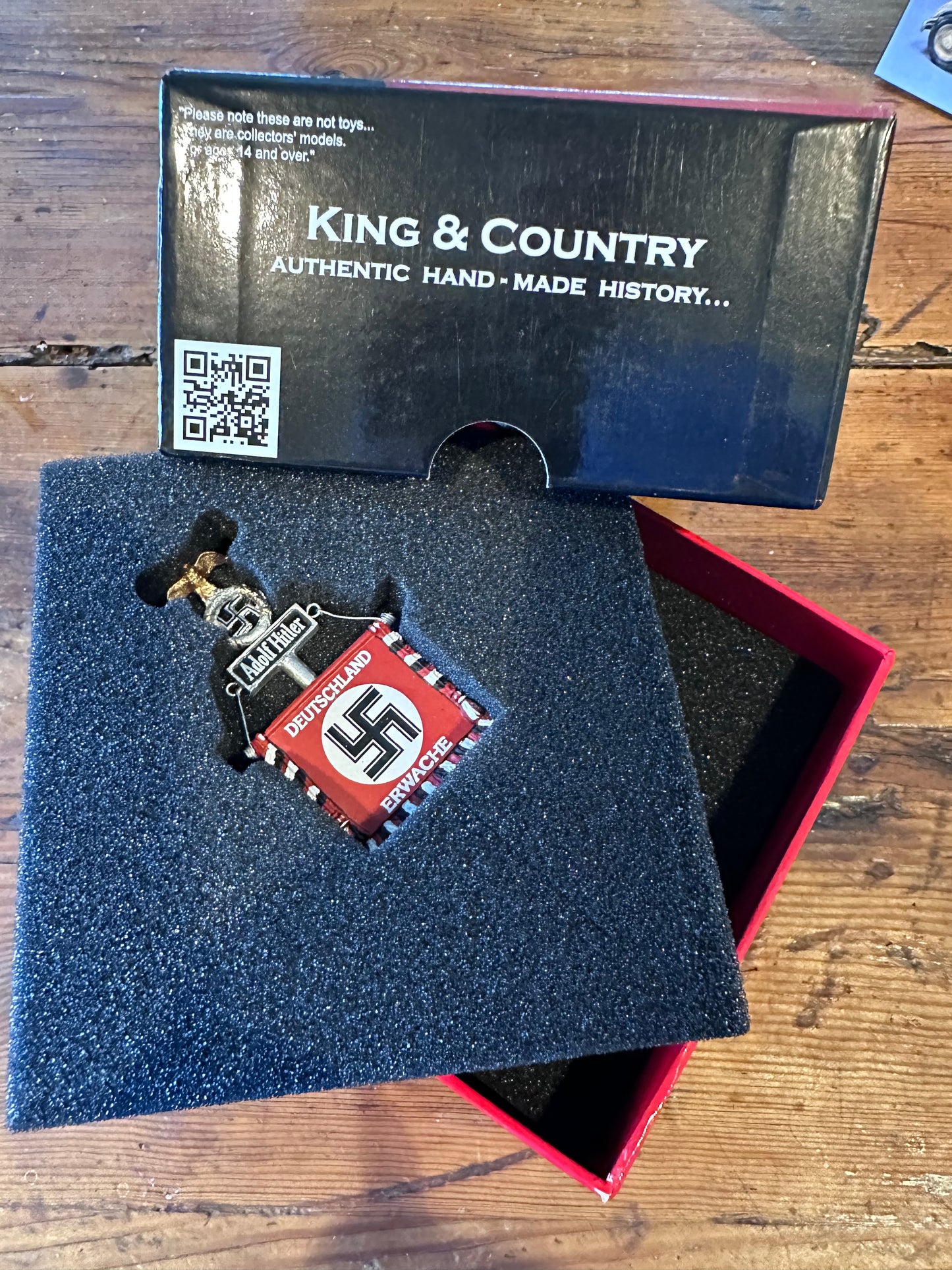 SS Bannerman Goose-Stepping packaged in a classic red collectors box