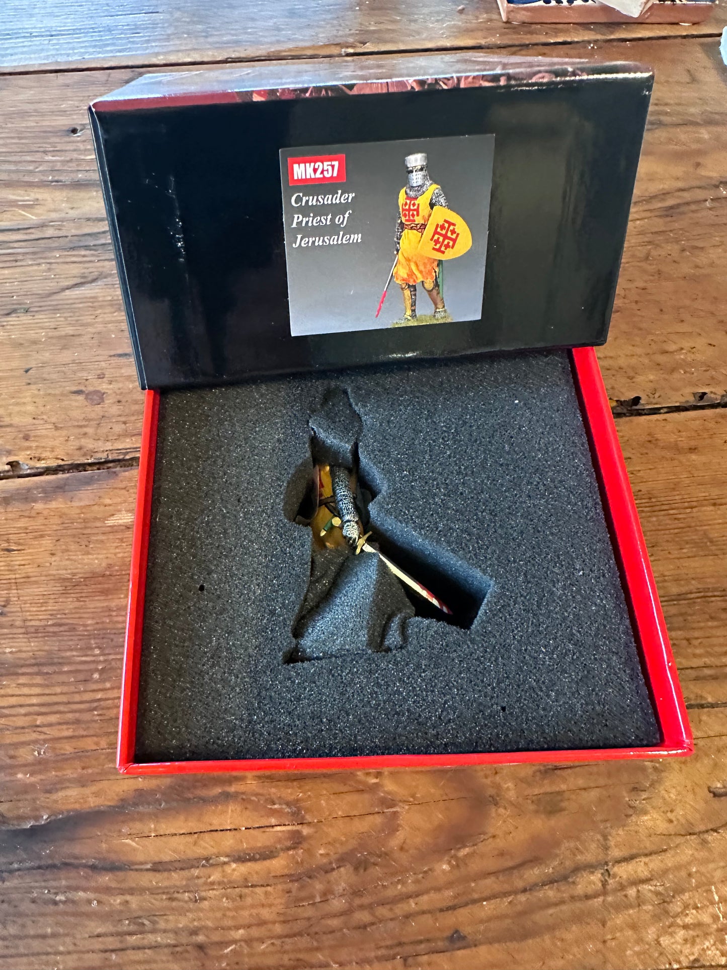 Crusader Priest of Jerusalem presented in a classic red collectors box.