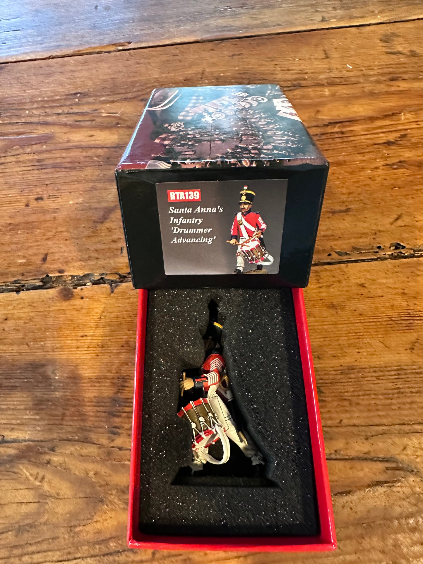 S.A.I. Drummer Advancing military miniature packaged in a classic red collector box
