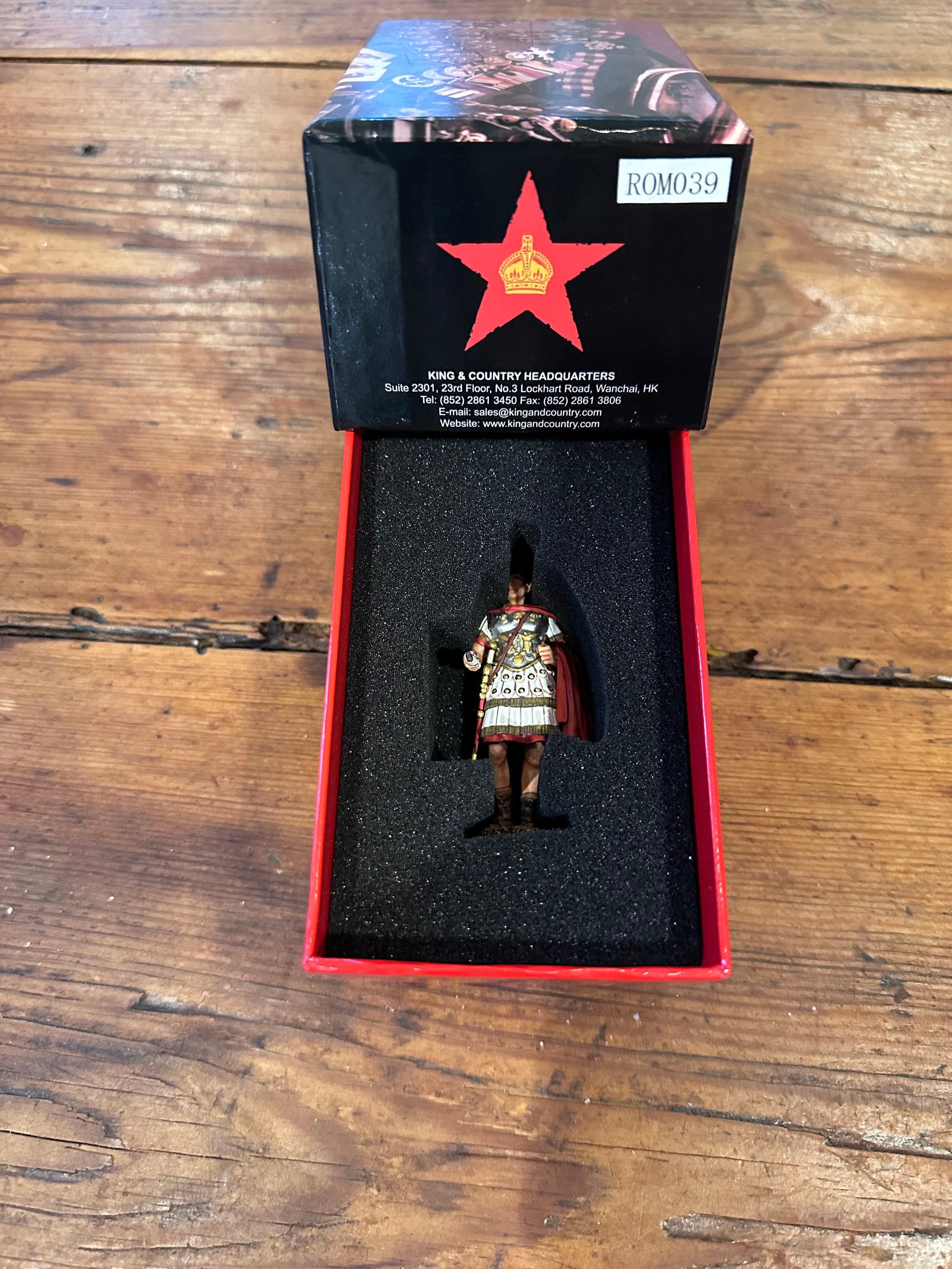 The Emperor Augustus military miniature packaged in a classic red collector box