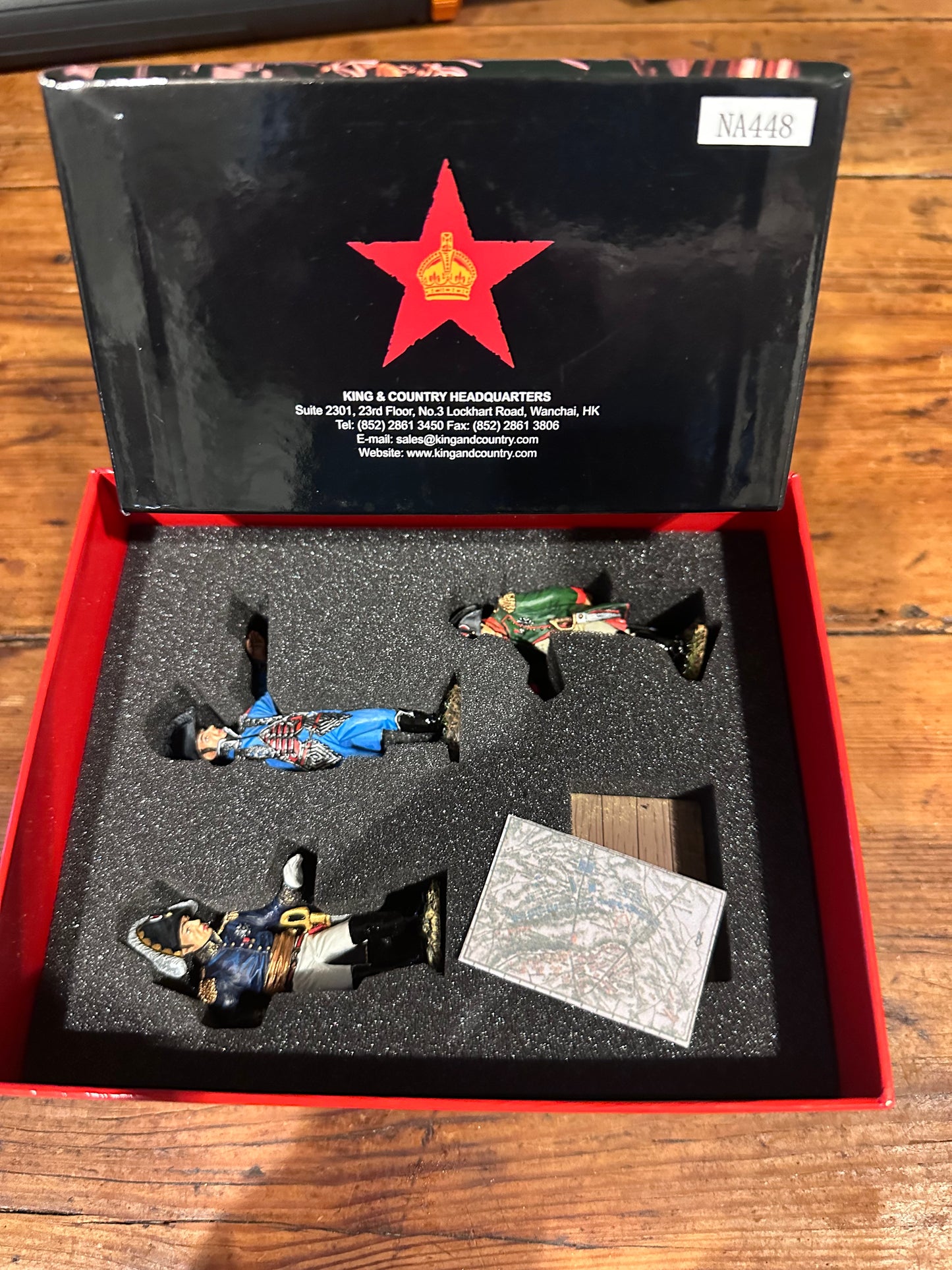 NA448 Planning the Battle packaged in a classic red collector box