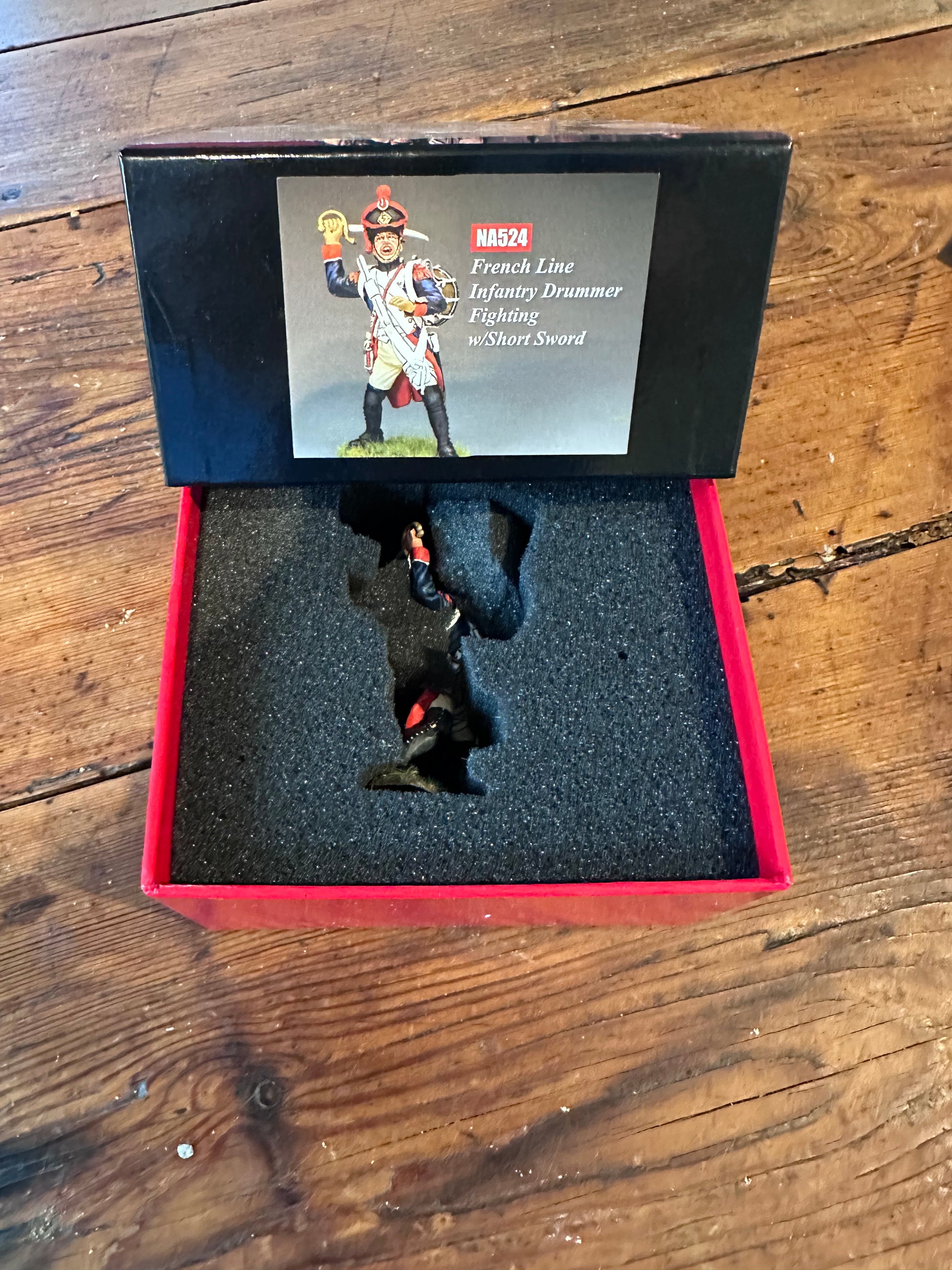 F.L.I. Drummer Fighting with Short Sword packaged in a classic red collector box