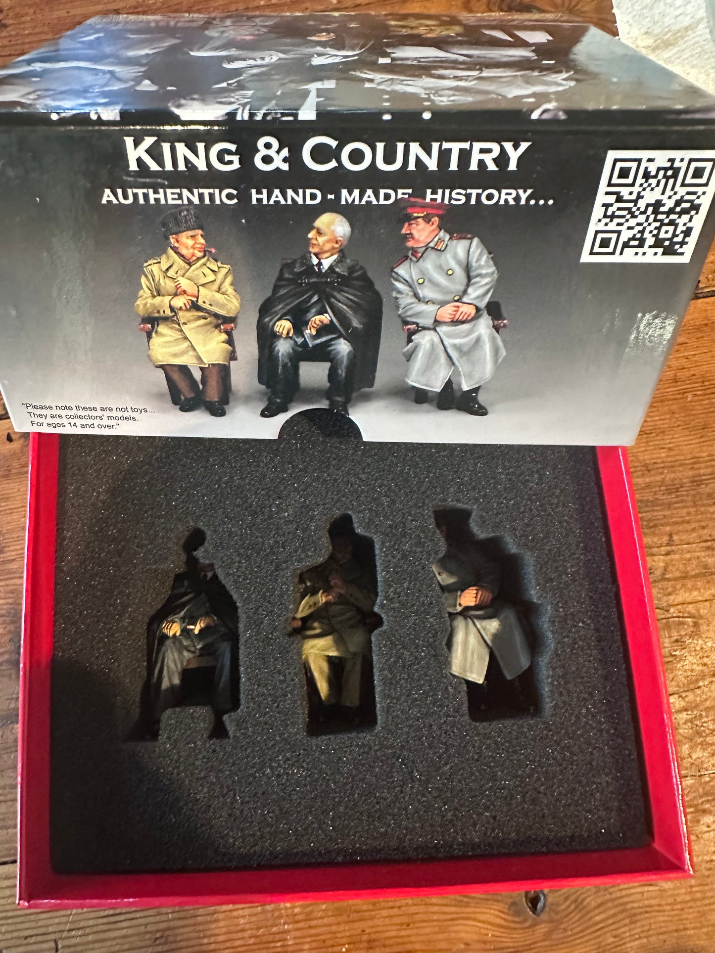 Inside DD396 collector box.