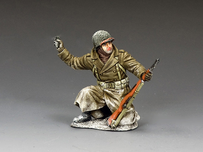 WWII U.S. soldier kneeling with M1 Garand and grenade, ready to throw during Battle of the Bulge. 1/30 scale, matte finish.