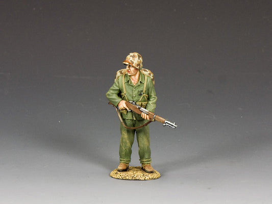 1/30 scale WWII U.S. Marine standing with M1 Garand rifle at the ready, wearing camo helmet and field pack. Matte finish.