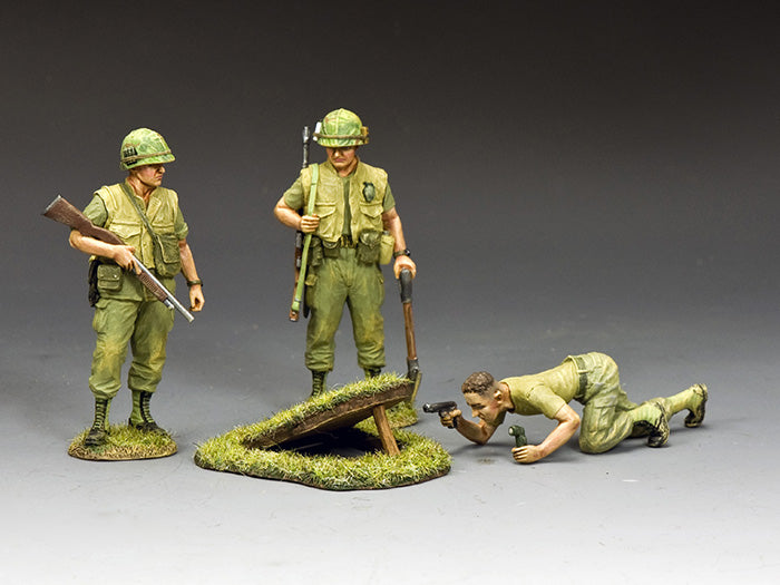 1/30 scale Vietnam set of 3 U.S. soldiers uncovering a tunnel; one crawling with pistol and flashlight, ready to enter. Matte finish.