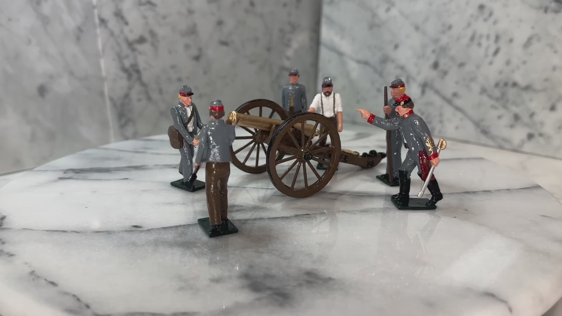 360 view of Collectible toy soldier miniature Confederate Artillery with a 12 Pounder.