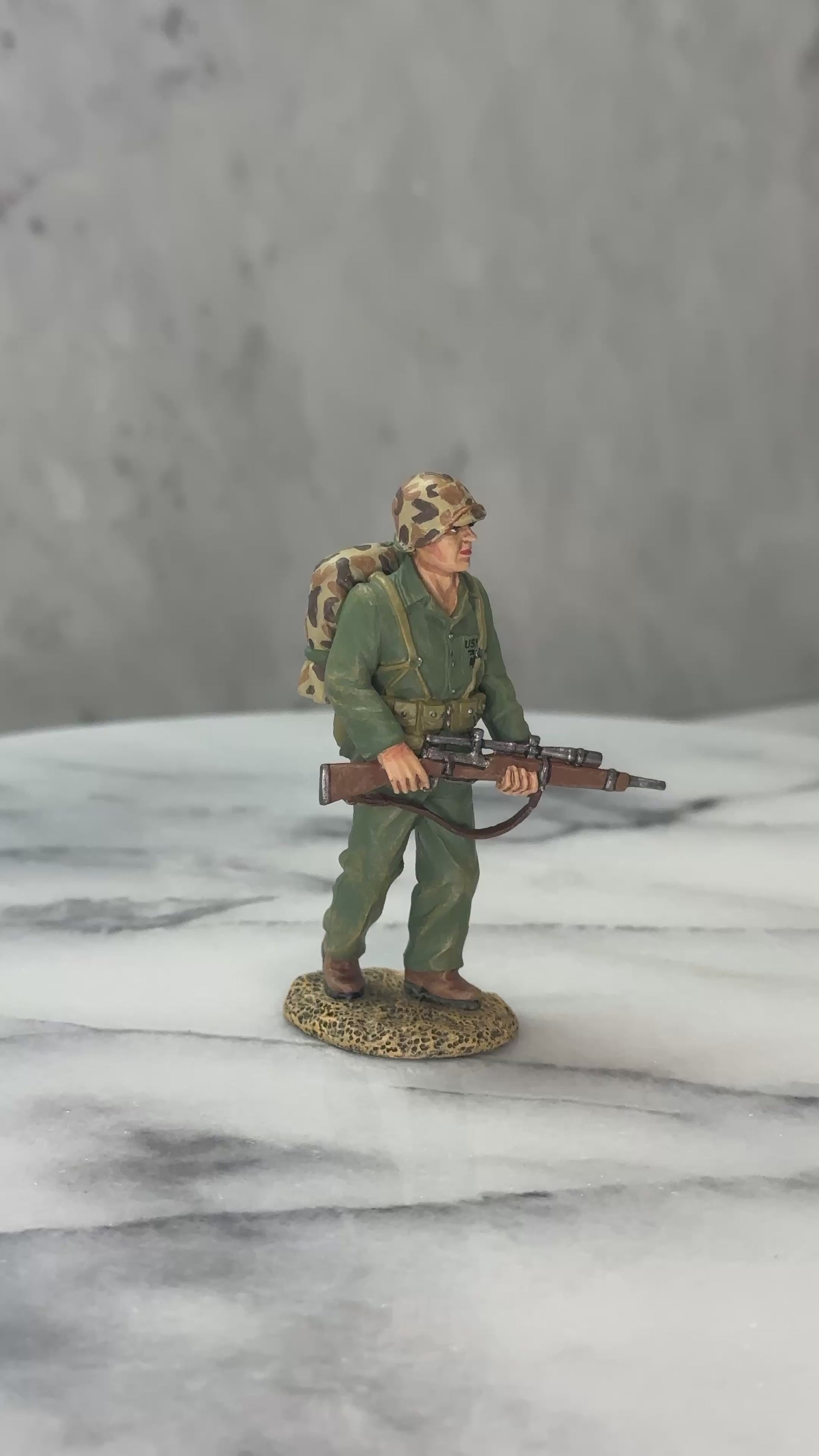 360 view of Walking Marine Sniper.