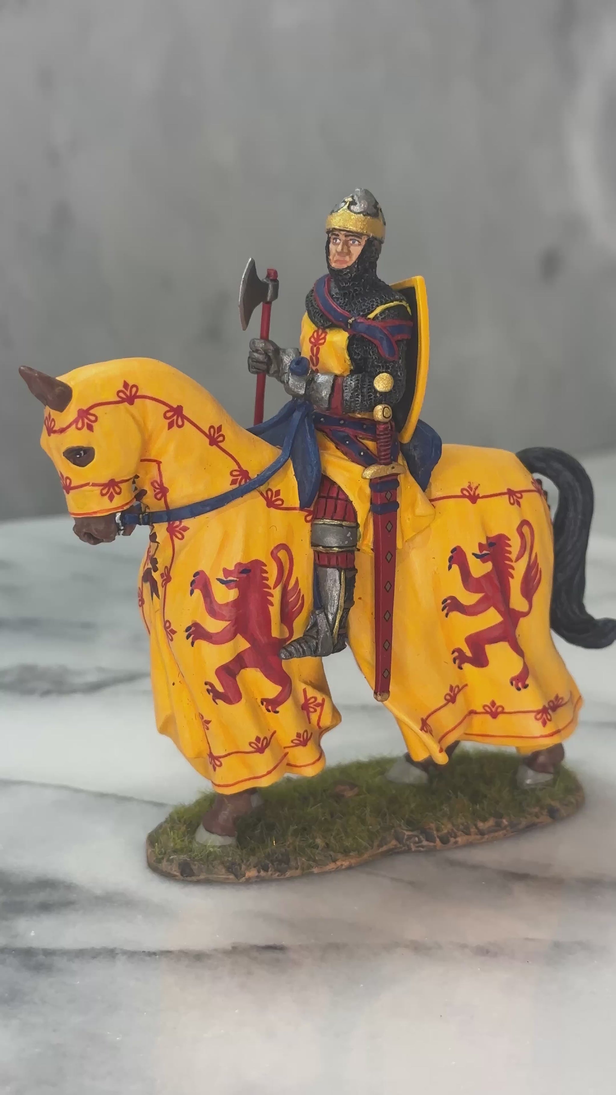 360 view of toy soldier figurine King Robert I of Scotland.
