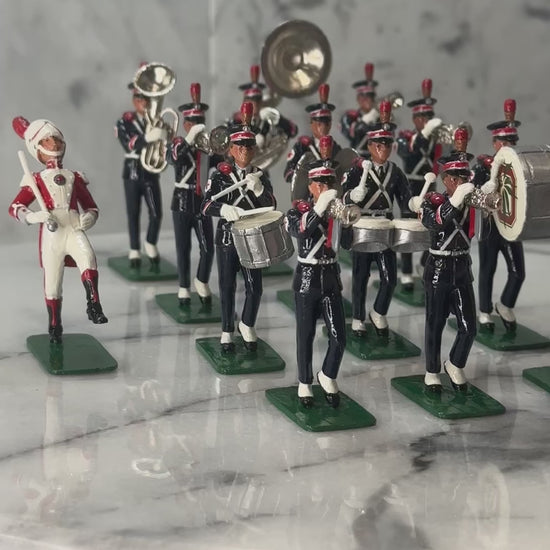 360 degree view of toy miniature Ohio State band.