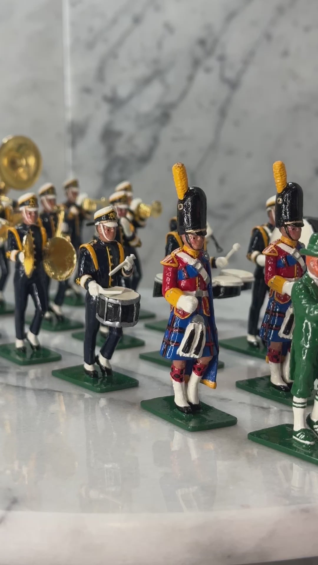 360 degree view of Collectible toy soldier miniature set Notre Dame Band of the Fighting Irish.