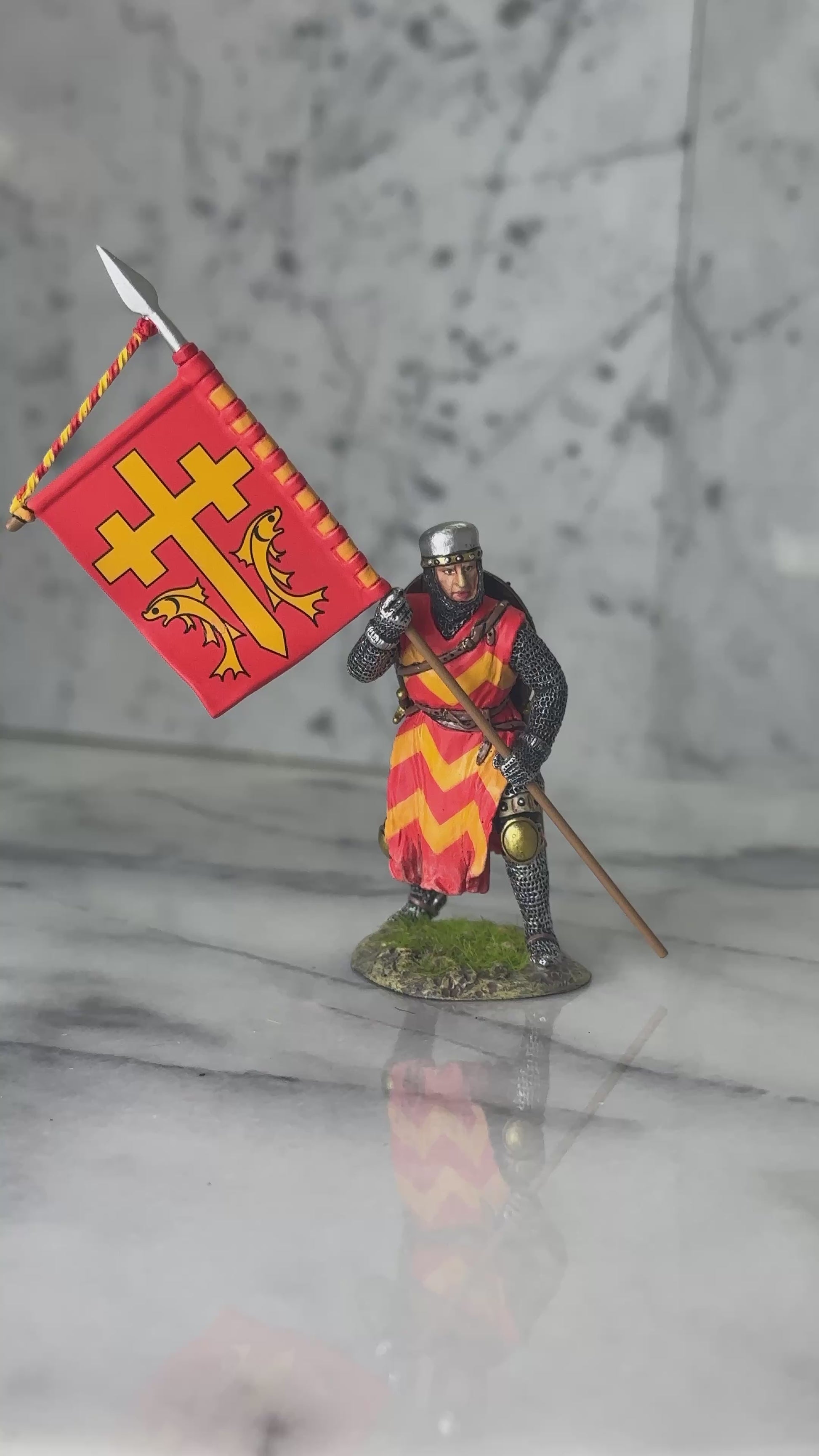 Crusader Priest Standard Bearer military miniature