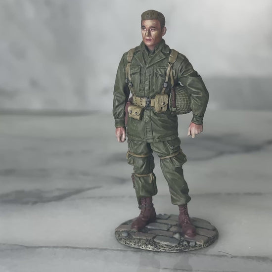 360 view of Capt. Dick Winters