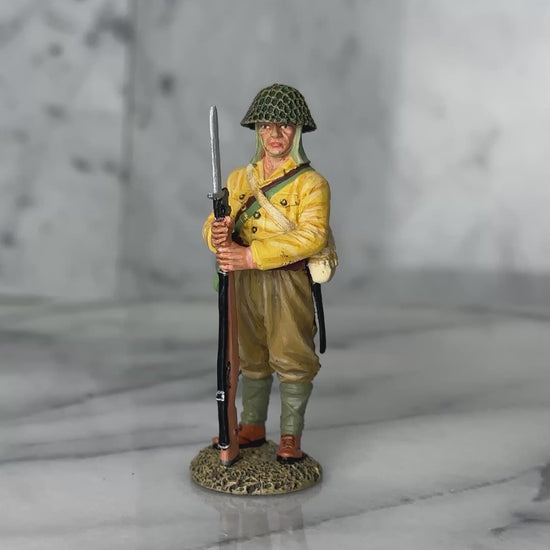 military miniature I.J.A. Soldier Standing at Ease JN073
