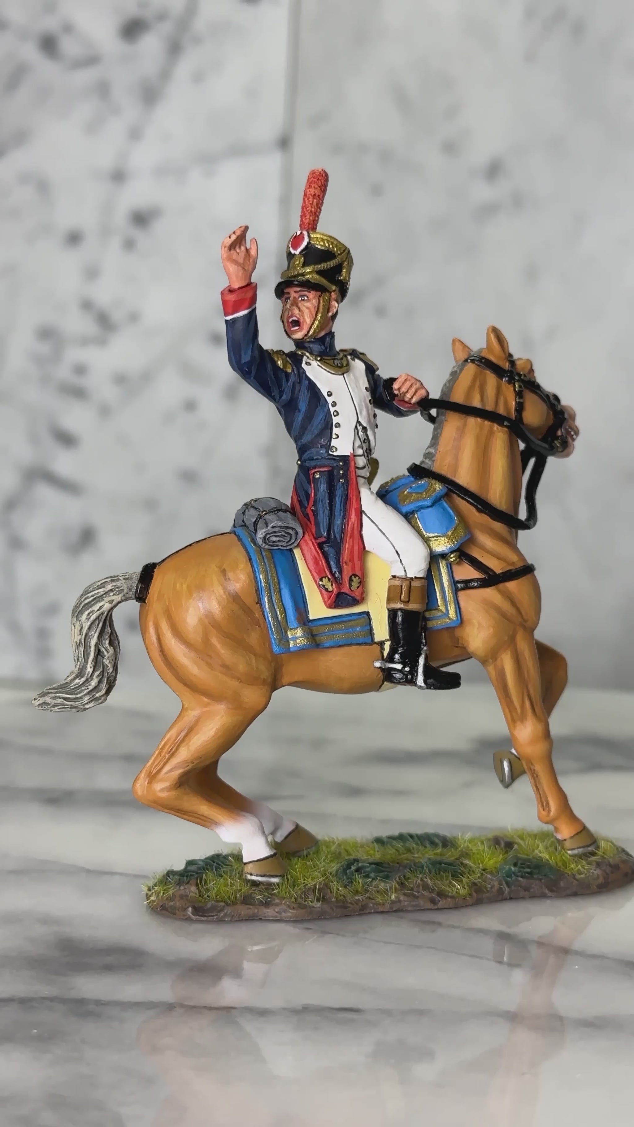360 view of King & Country French Line Infantry Mounted Officer, mounted Chef de Bataillon battalion commander in dark blue coat with white facings, gold epaulettes, bicorne hat, 1/30 60mm matte figure, NA533