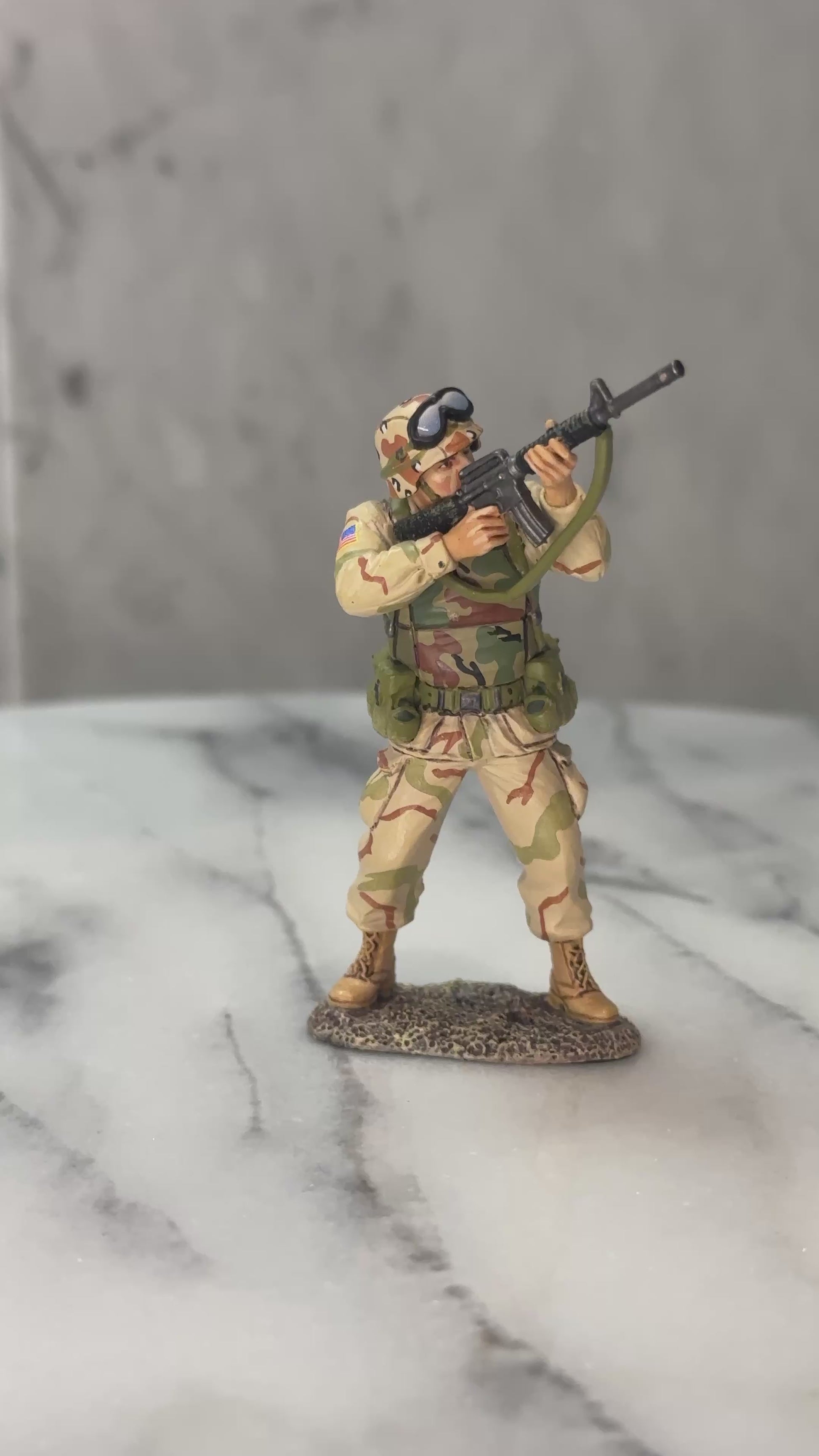 360 view of Ranger Firing Upwards with M16A2.