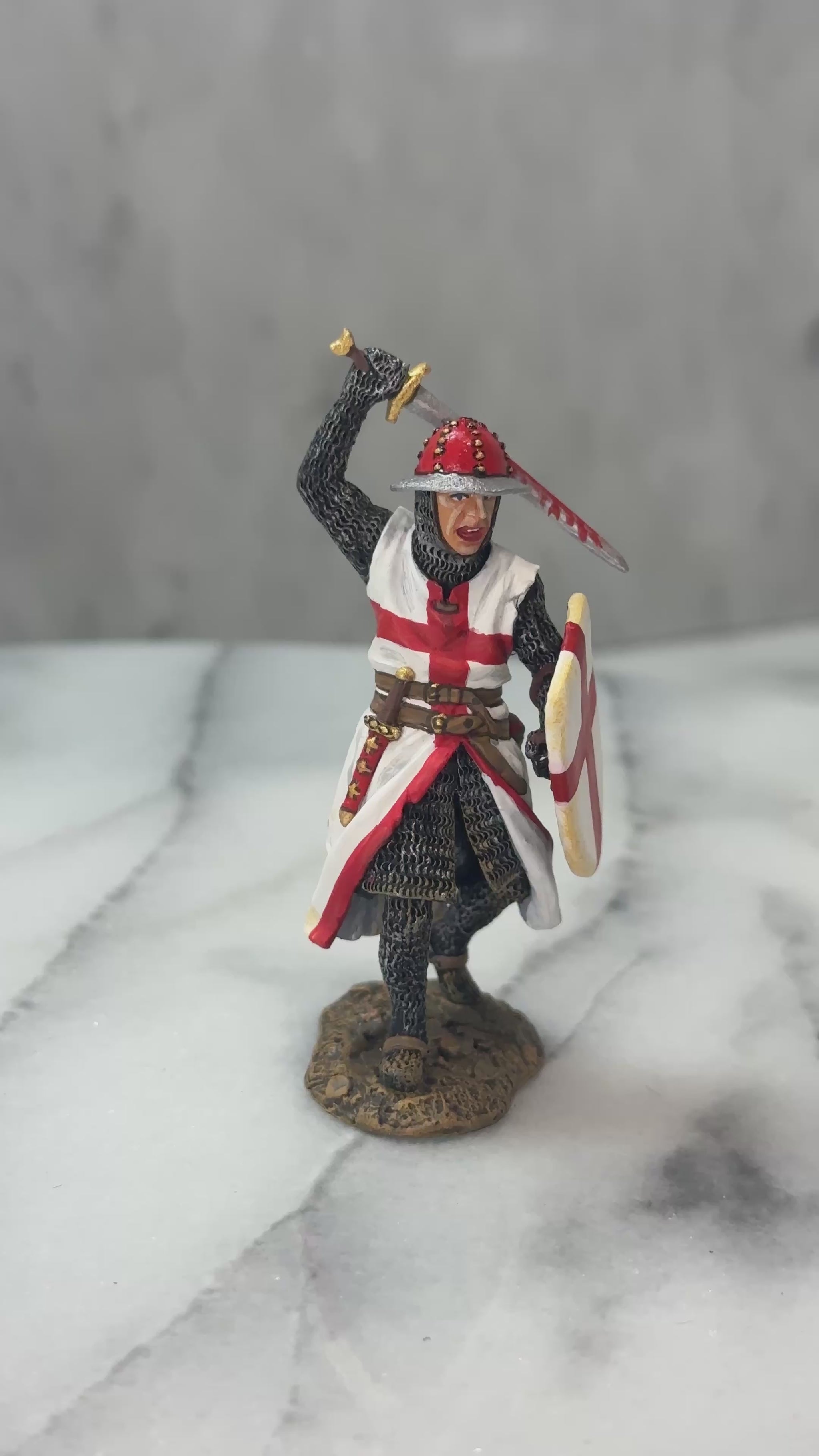 360 view of Crusader toy soldier Crusader Sergeant at Arms.