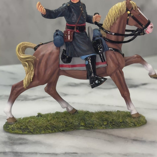 360 view of toy soldier Colonel John W. McLane – Mounted Union Officer.