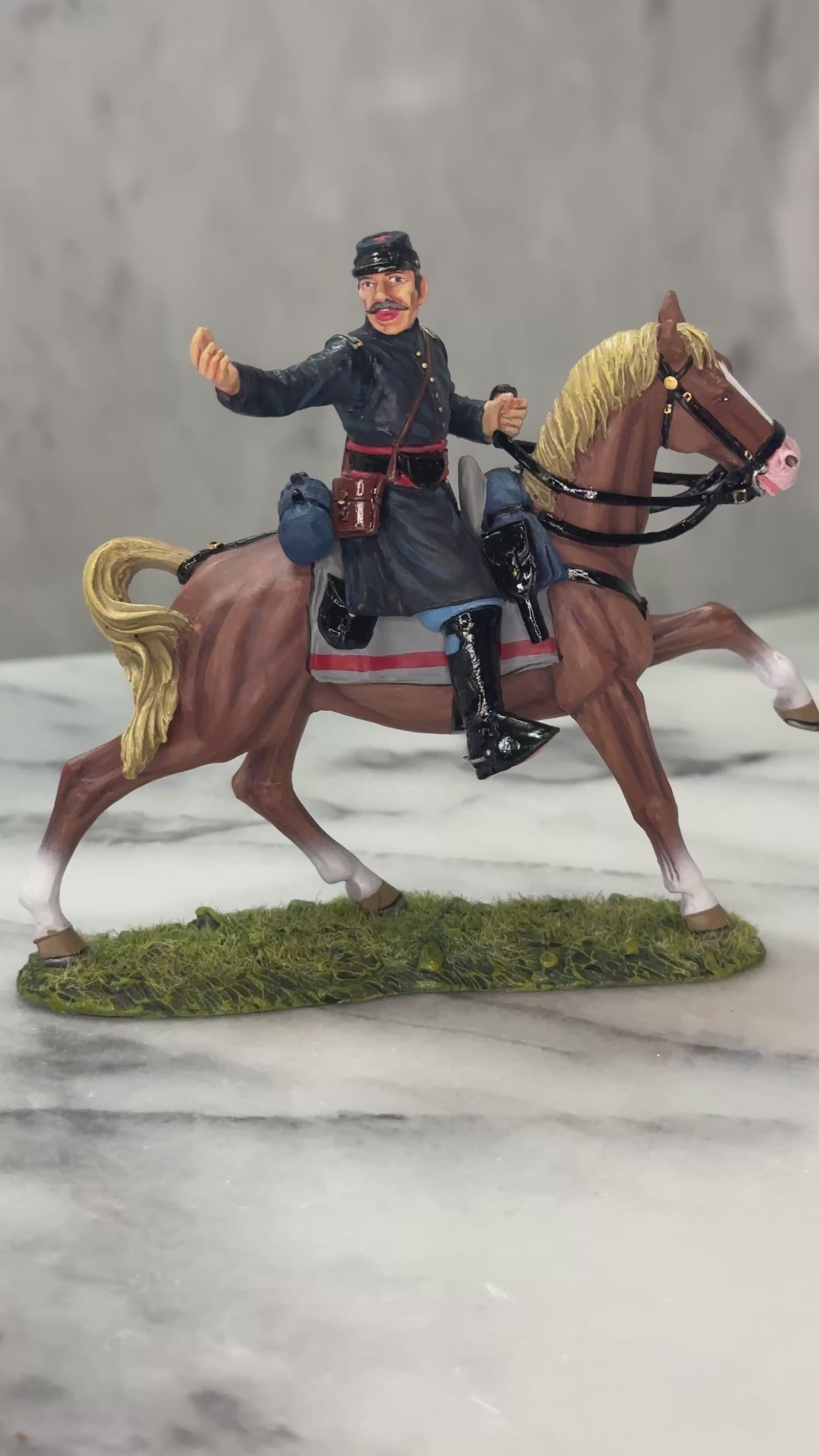 360 view of toy soldier Colonel John W. McLane – Mounted Union Officer.